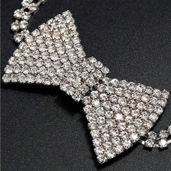 -Sparkling Crystal Bow Tie Choker Necklace - Picture 2 of 5